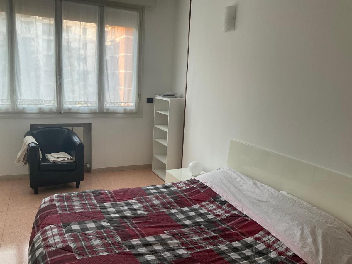 Splendido Appartamento In Zona Fiera A Болонья Экстерьер фото