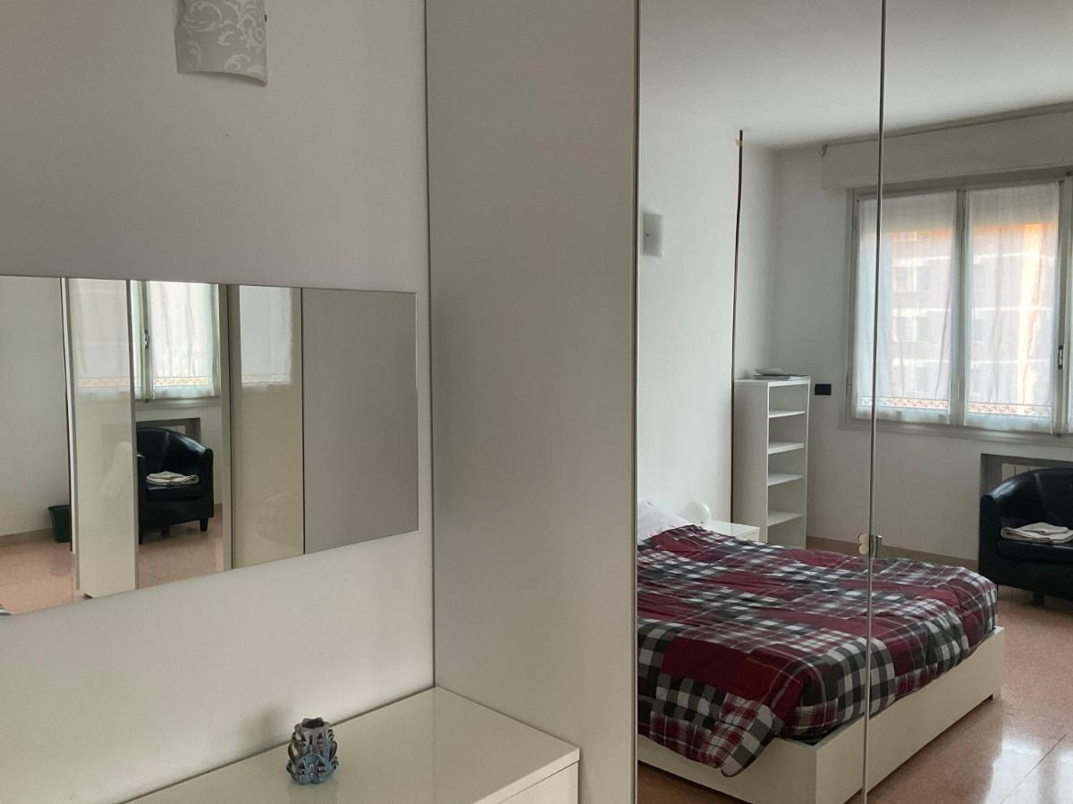 Splendido Appartamento In Zona Fiera A Болонья Экстерьер фото
